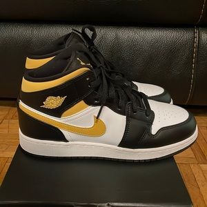 Air Jordan 1 Mid (GS)
